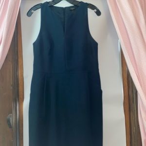 Ann Taylor loft, navy pencil dress size 6